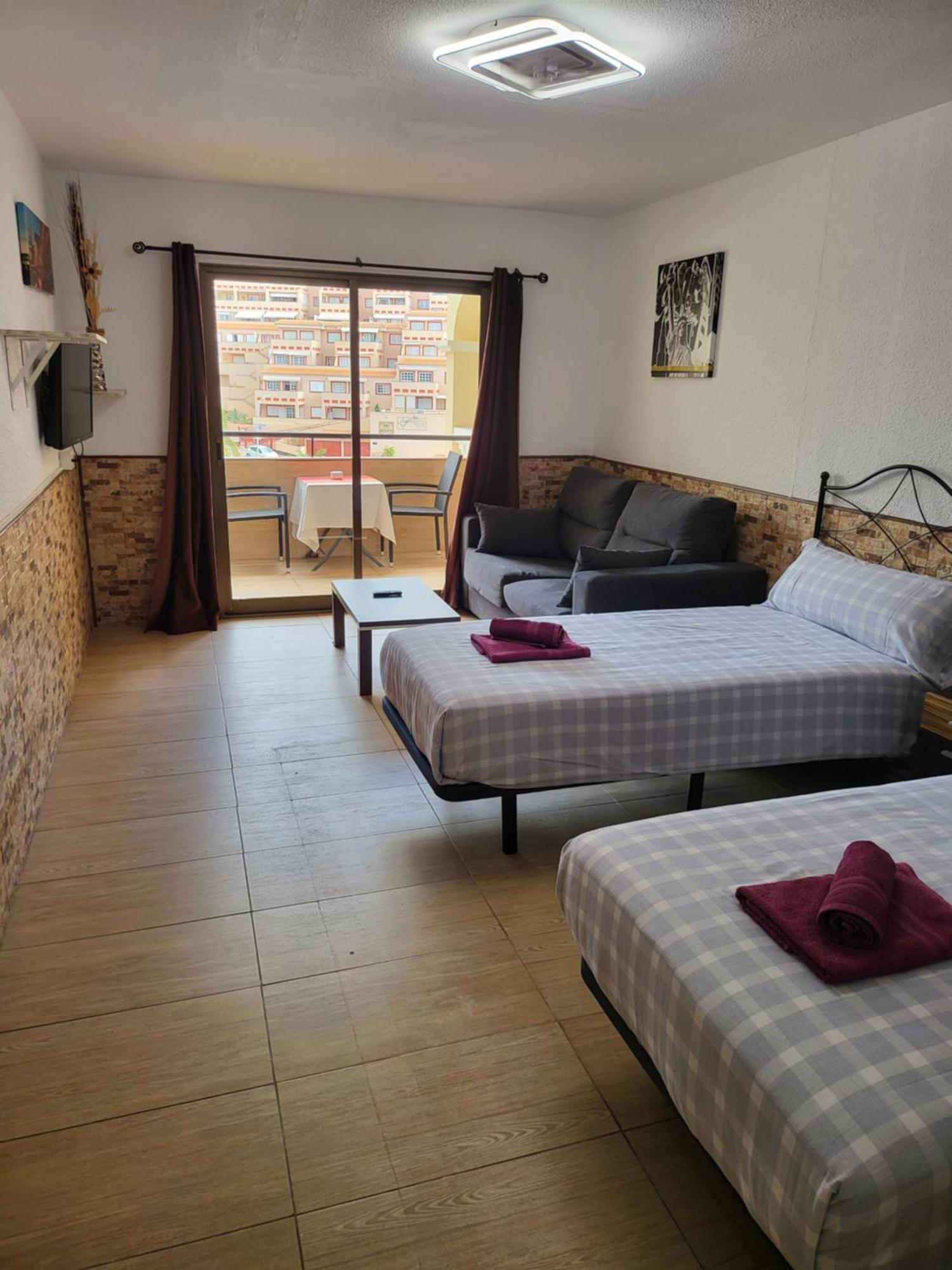 Tropic Apartments En Castle Harbour لوس كريستيانوس المظهر الخارجي الصورة