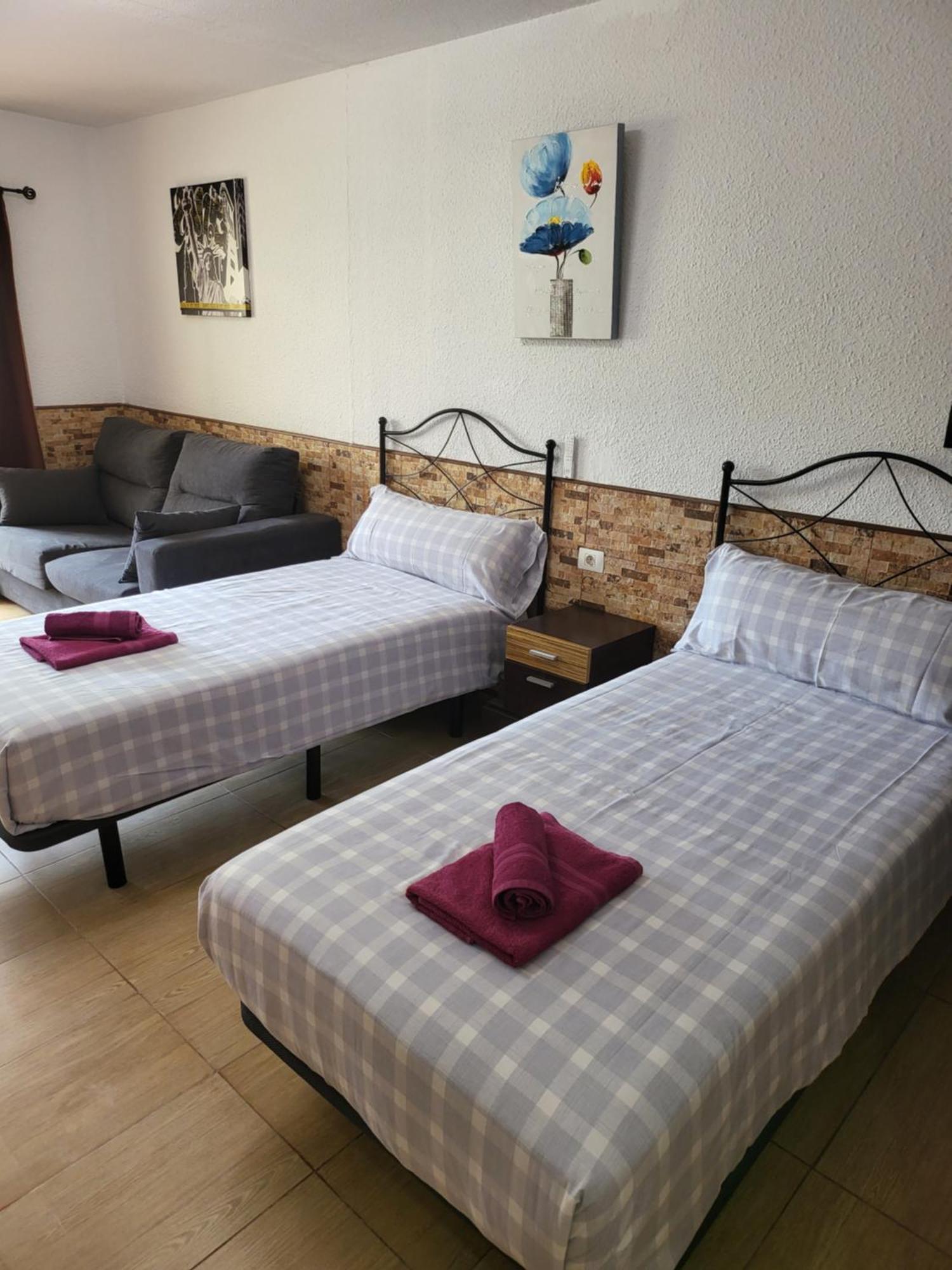 Tropic Apartments En Castle Harbour لوس كريستيانوس المظهر الخارجي الصورة
